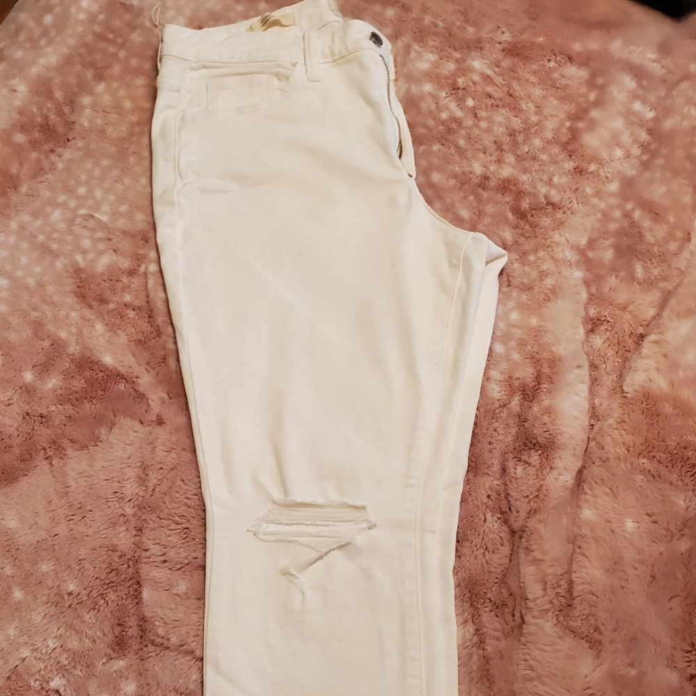 Universal Thread White Jeans - Picture 2 of 3